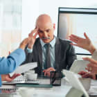 stress, entreprise, réunion, colère, management, travail, conflit, médiation