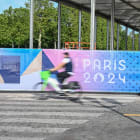 Paris decoré pour les Jeux Olympiques 2024 Chantier travaux circulation velo