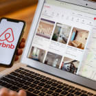 airbnb, Paris, location de courte durée, réservation, tourisme, logement