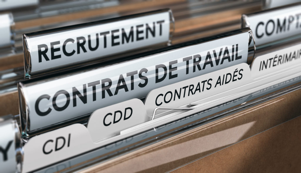 CDD de remplacement arrivé à terme : l’employeur doit-il rompre par écrit ?