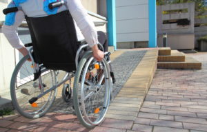 Le régime de l’accessibilité aux personnes handicapées des bâtiments d’habitation collectifs et des maisons individuelles lors de leur construction est précisé