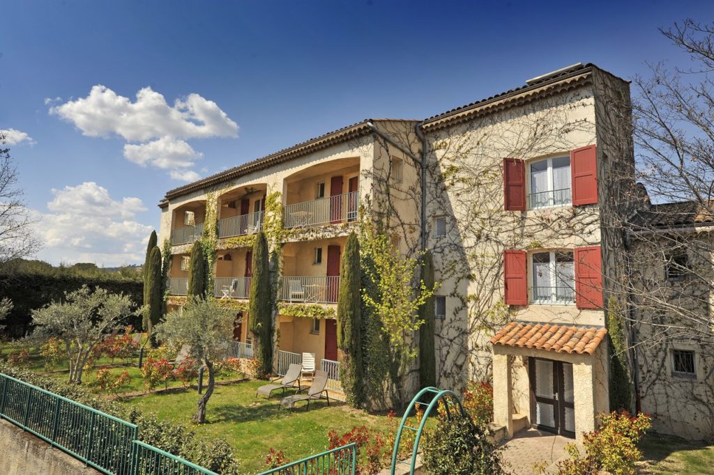 Gréoux-les-Bains, entre bain d’argile et cuisine santé-nature