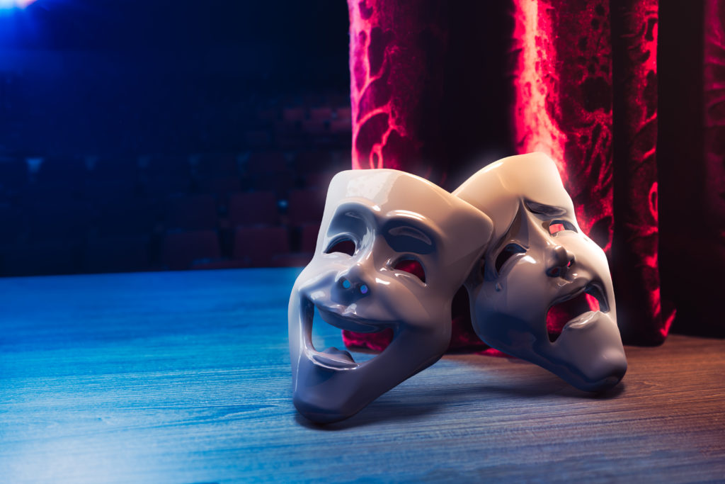 Deux masques de théâtre 