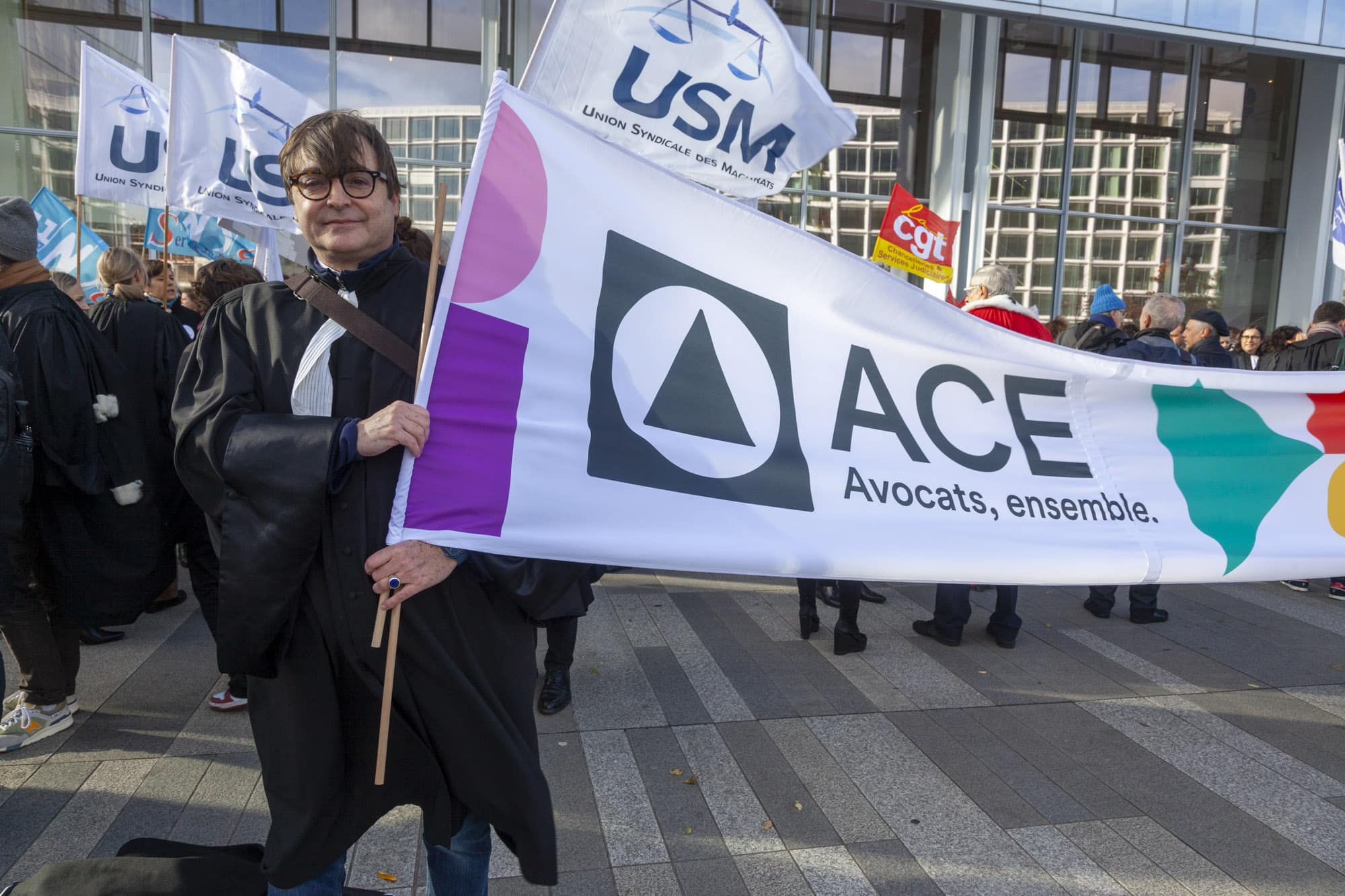 Les professions judiciaires mobilisées contre une "justice au rabais"