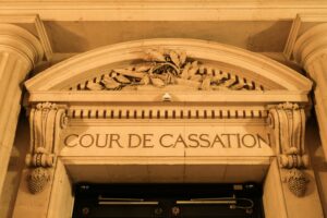 Accès à la profession d'avocat d'un étranger