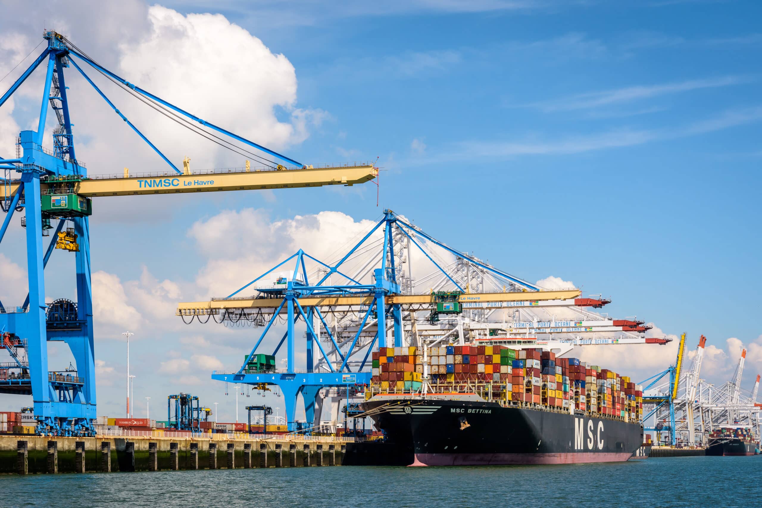 Narcotrafic : comment lutte-t-on contre le trafic de cocaïne dans le premier port de marchandises de France ?