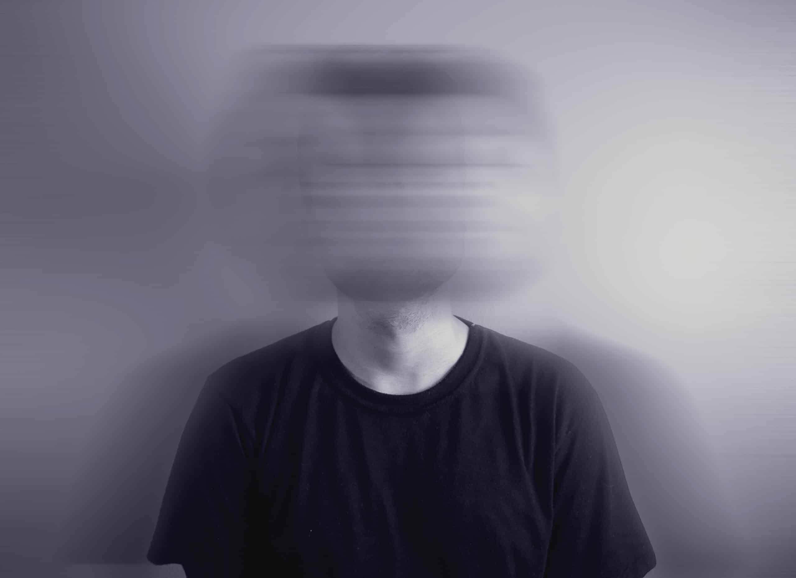 AMP et famille : le délicat arbitrage entre transparence et anonymat