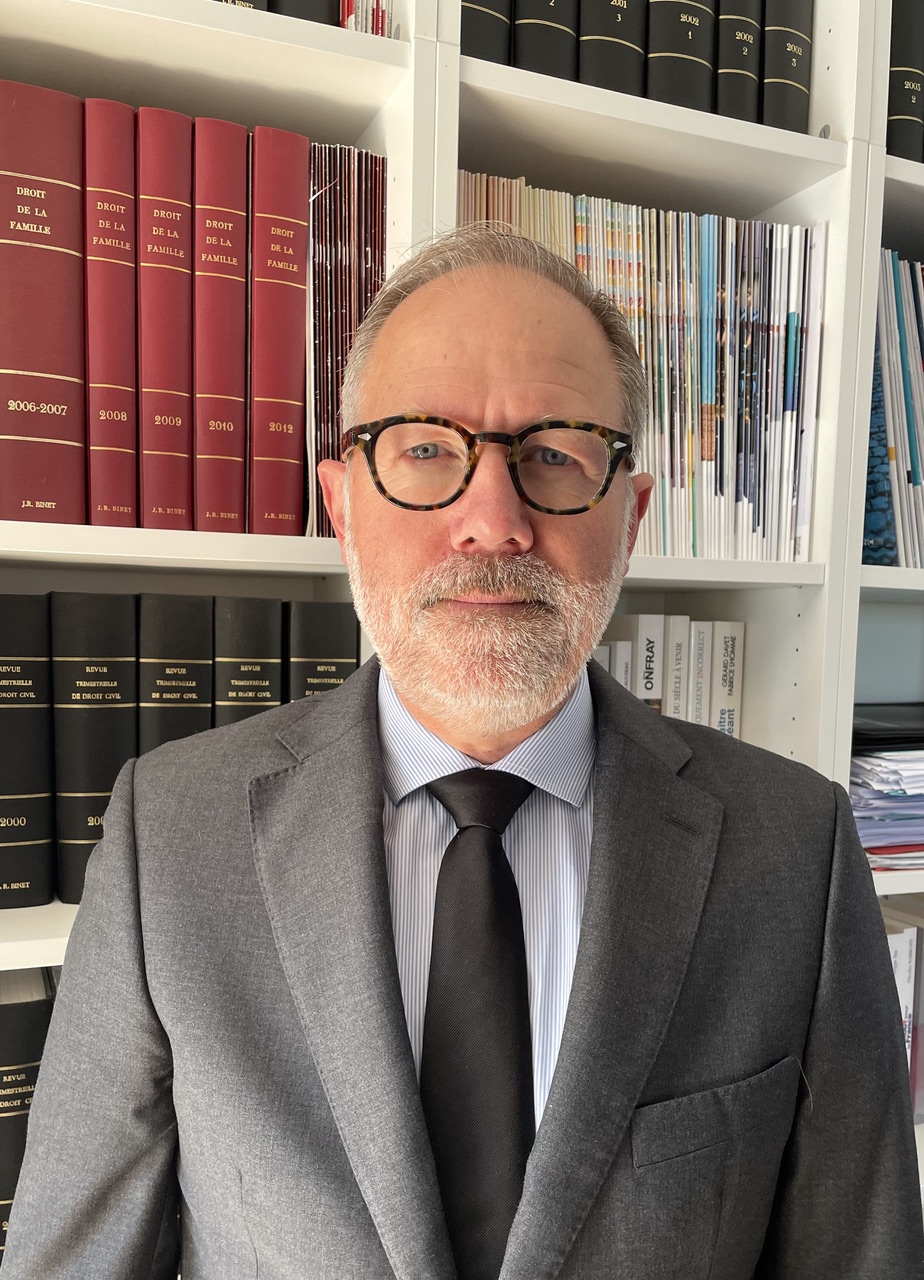 La loi sur le droit &agrave; l'aide &agrave; mourir est une rupture anthropologique, estime le professeur Jean-Ren&eacute; Binet