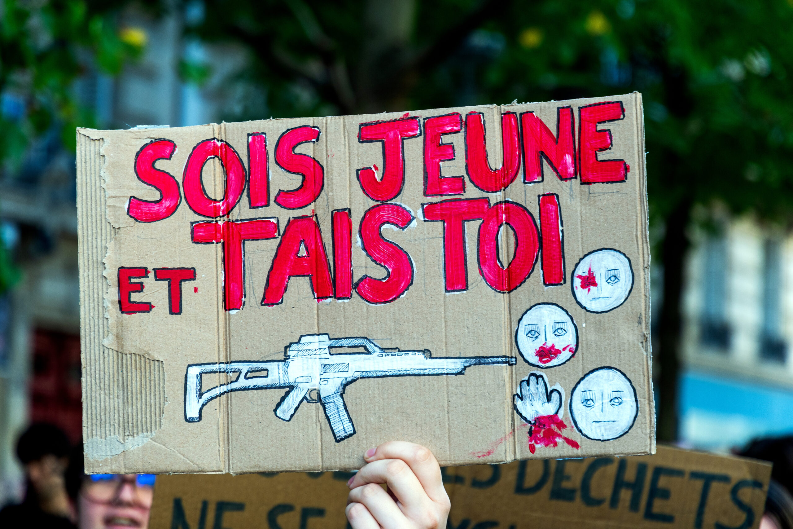 FLASH&nbsp;: Le Conseil d&rsquo;&Eacute;tat pose des r&eacute;serves &agrave; l&rsquo;interdiction des &eacute;quipements de s&eacute;curit&eacute; en manifestation
